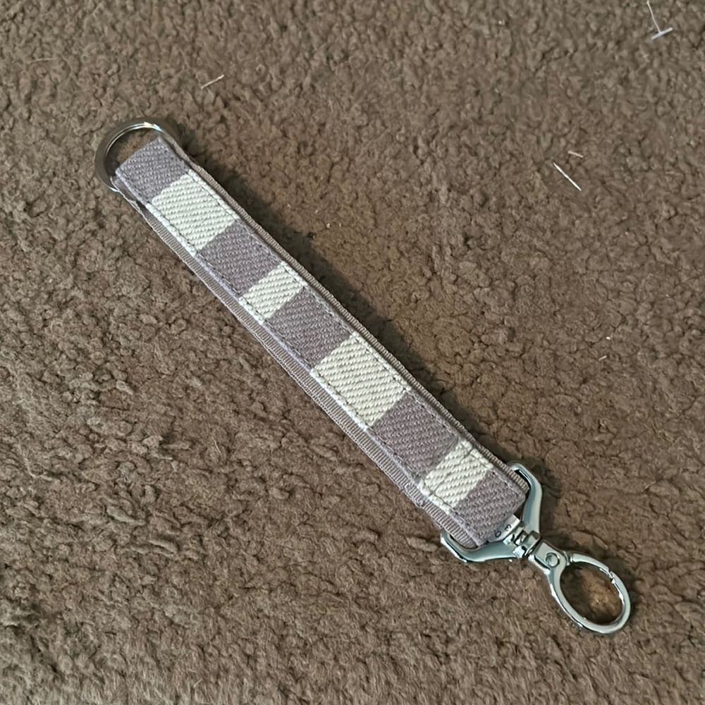 Thirty-one Hang-It-Up Key Fob